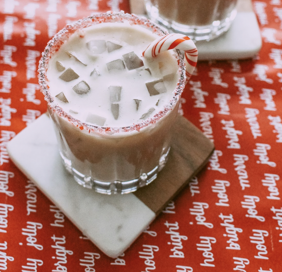 Low-Carb Holiday Eggless Egg Nog Cocktail Recipe